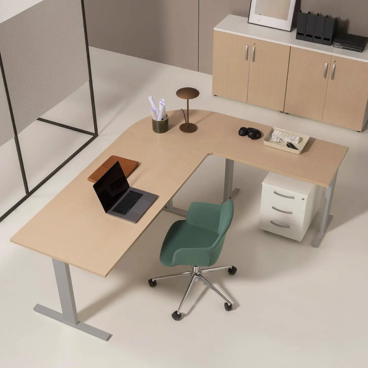 Scrivania TK Eco con Gambe in Metallo e Piano Rovere 140 cm - Conforme CAM - Arredo per l'ufficio