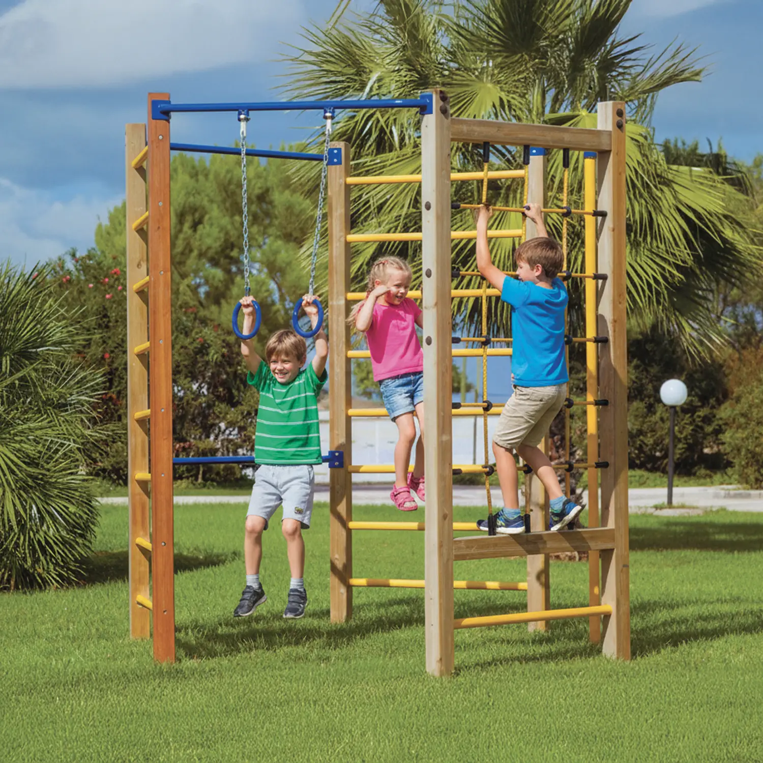 Palestra delle arrampicate Esagonale - Playgrounds e giostre