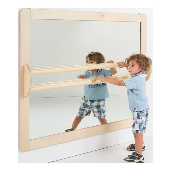 Specchio Asilo Nido con Mancorrente per i Primi Passi: Sicuro e Stimolante! - Arredo Nido e Infanzia