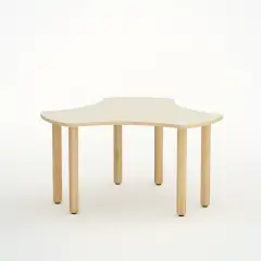 Tavolo Esatondo Onda Misura 2 Magnolia Per La Scuola Infanzia - Conforme CAM
