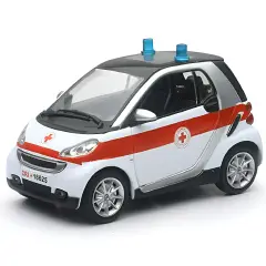 Auto 1:24 Smart Fortwo Croce Rossa Italiana
